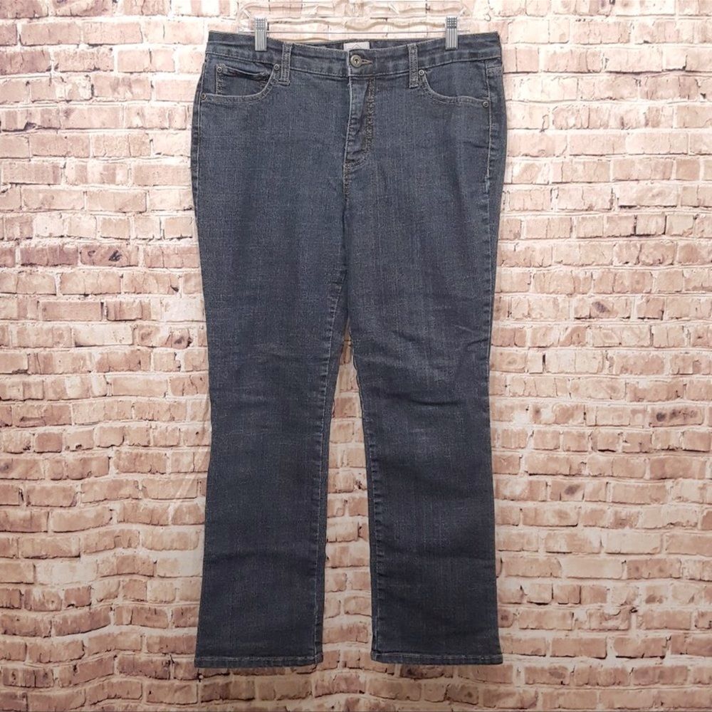 St. John’s Bay Straight Leg Jeans 14S